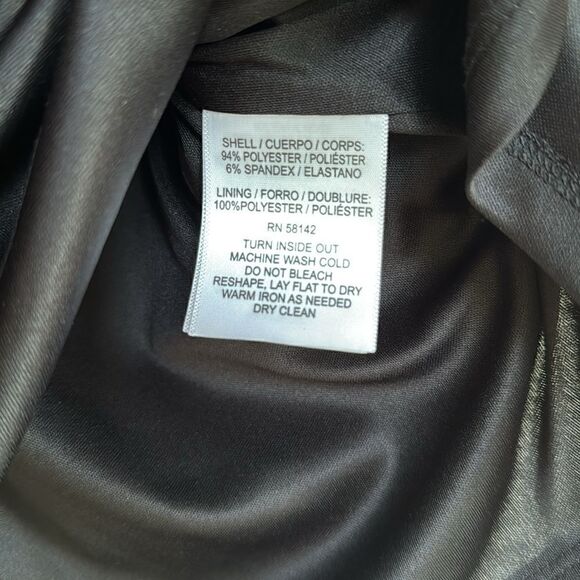 Excellent Condition Versatile Black Dress With Sleeve Detail By Maggie London - Picture 5 of 7